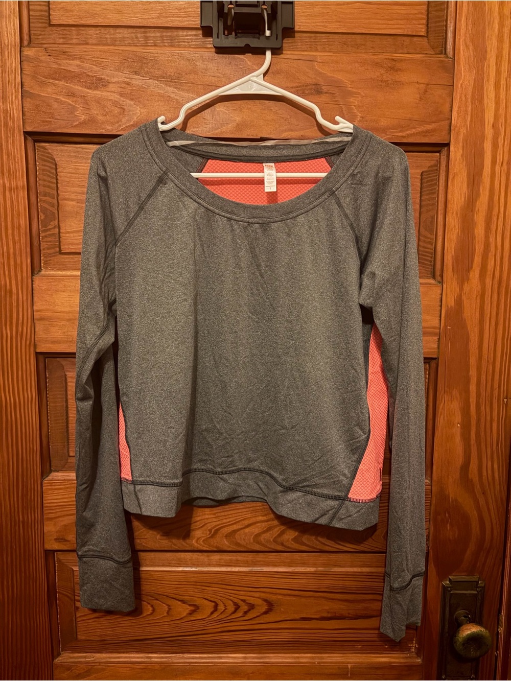 Lululemon Lucy lGray Sweatshirt with Pink Mesh Side Panels women’s M